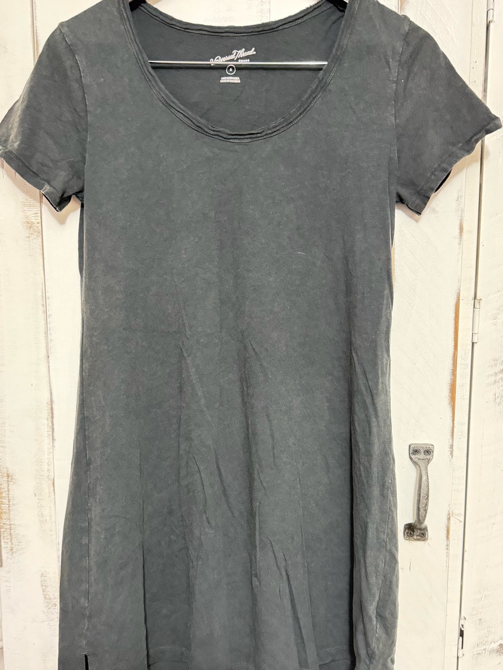 Universal Thread Washed Charcoal Scoop Neck Short Sleeve Tunic